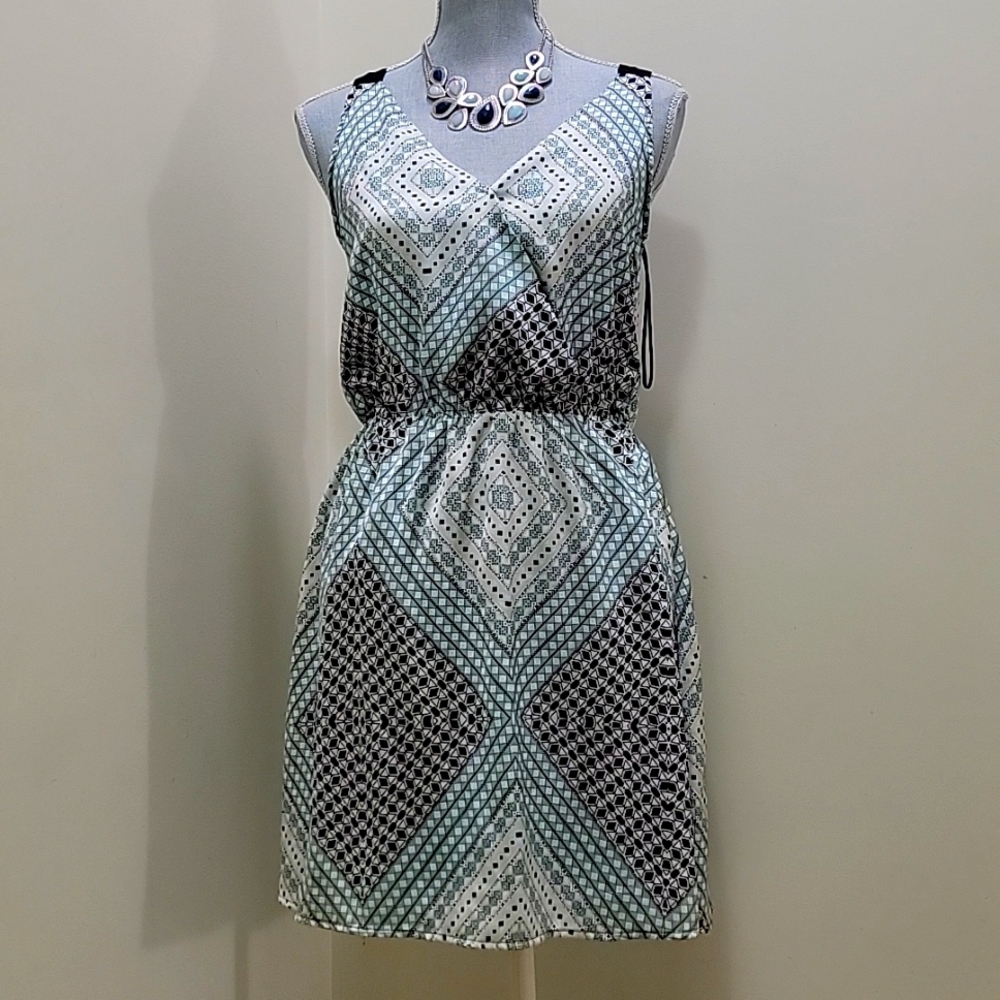 NWT DYNAMITE SLEEVELESS DRESS SIZE XS SMALL - Picture 6 of 12